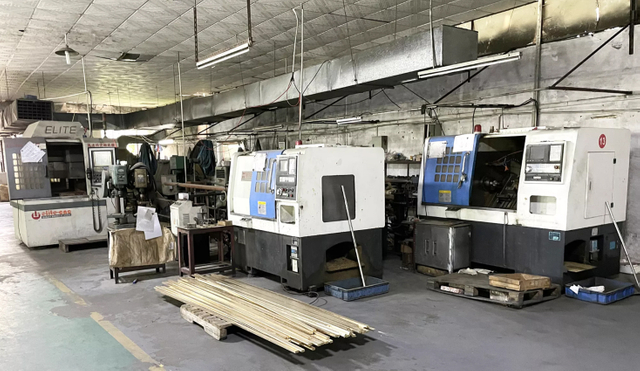 поворотные петли для деревянных дверей