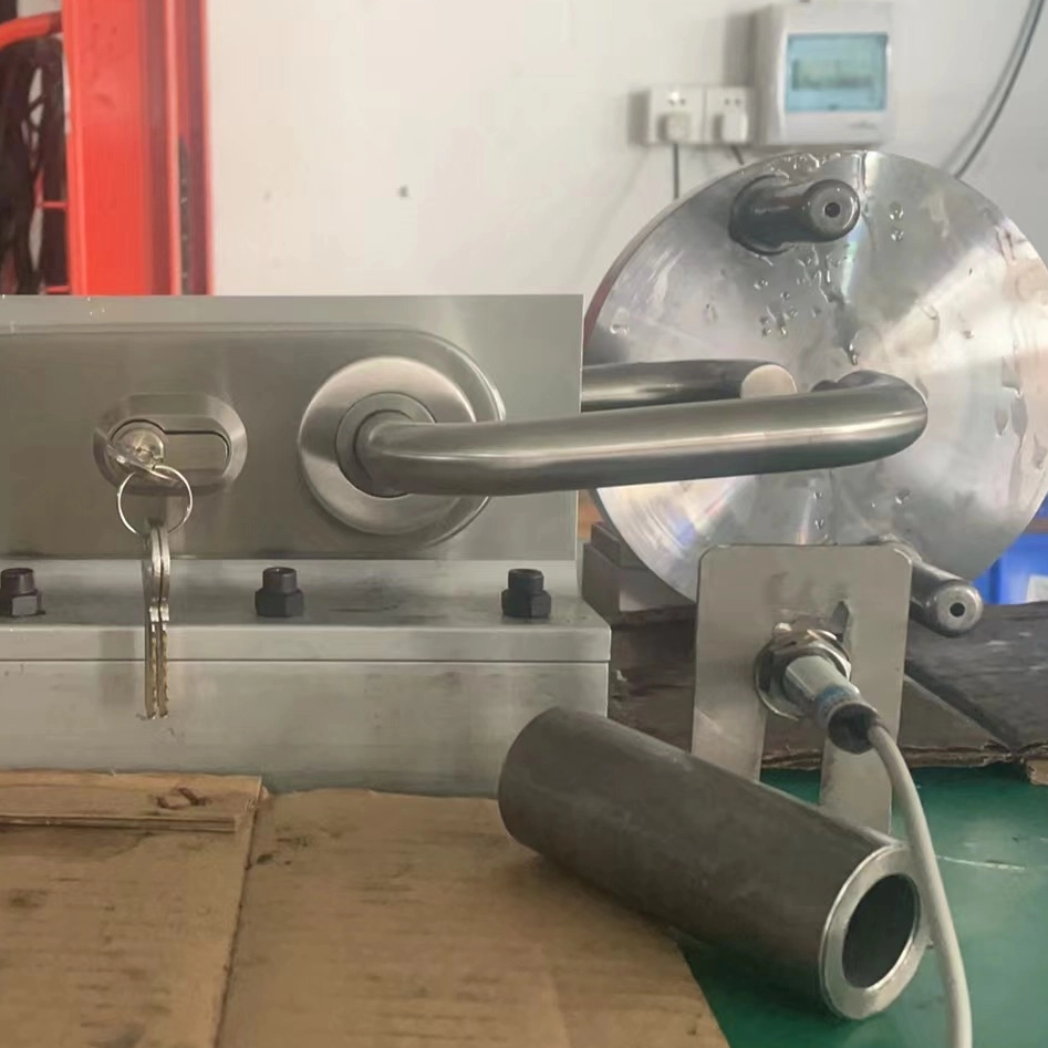 Подробное руководство по снятию и разблокировке дверных ручек с рычагами