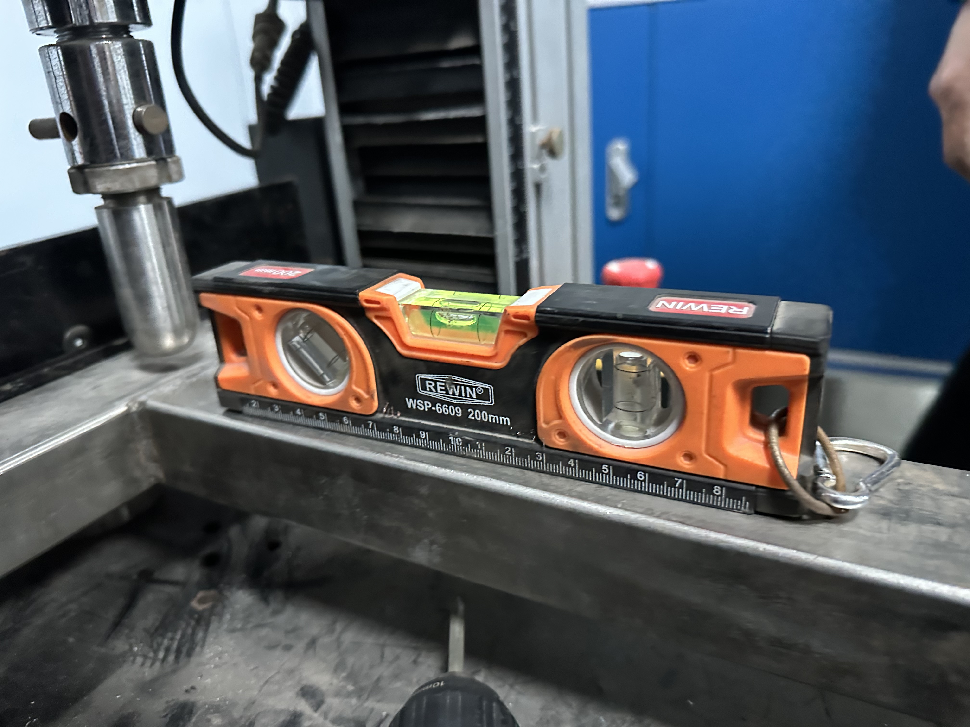 Какой вес может иметь дверная петля?Тест на перегрузку пройден G14 BSEN1935